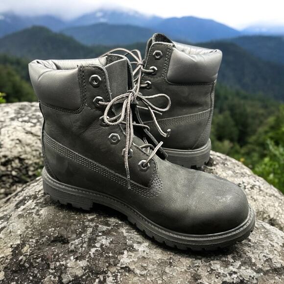 Timberland Women’s Waterproof Leather Ankle Boots Box Included Black Size 8M - Picture 1 of 9